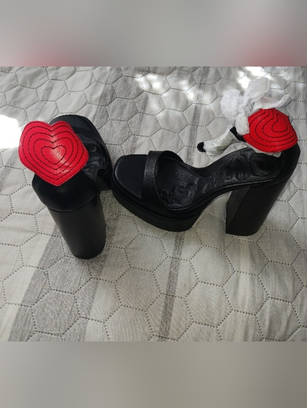 Olivia Miller Womens AMOUR Platform Heel Black Red Pin-up Sz 8 5in Heel New